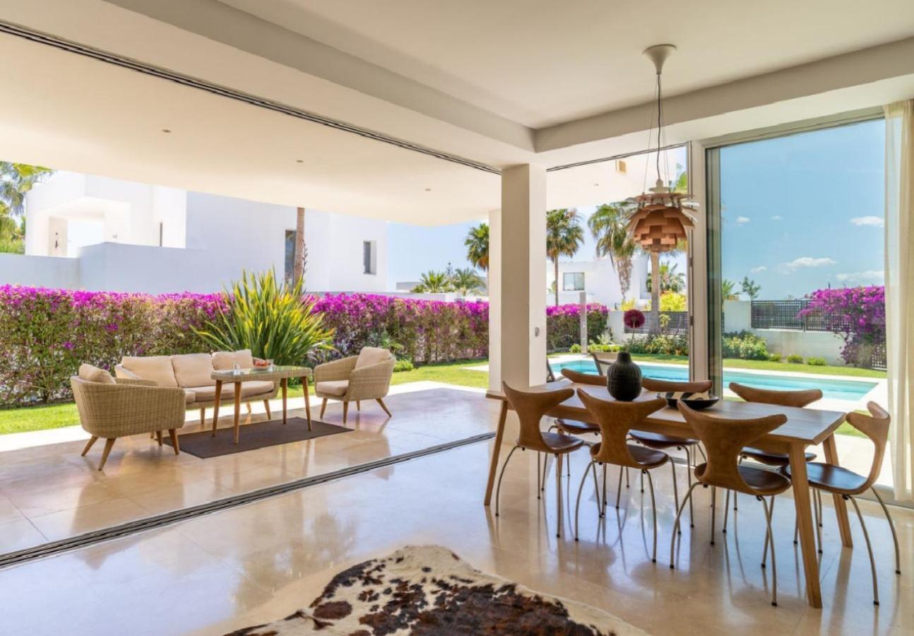 Loran Villa